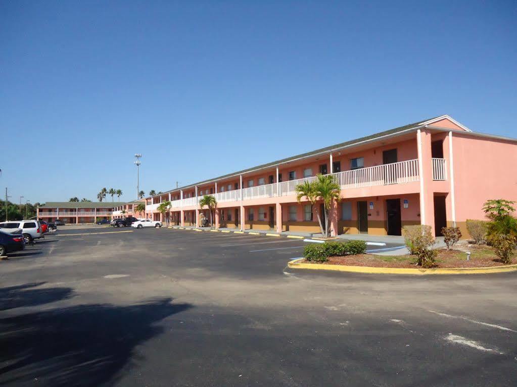 Flamingo Motel Okeechobee Exterior foto
